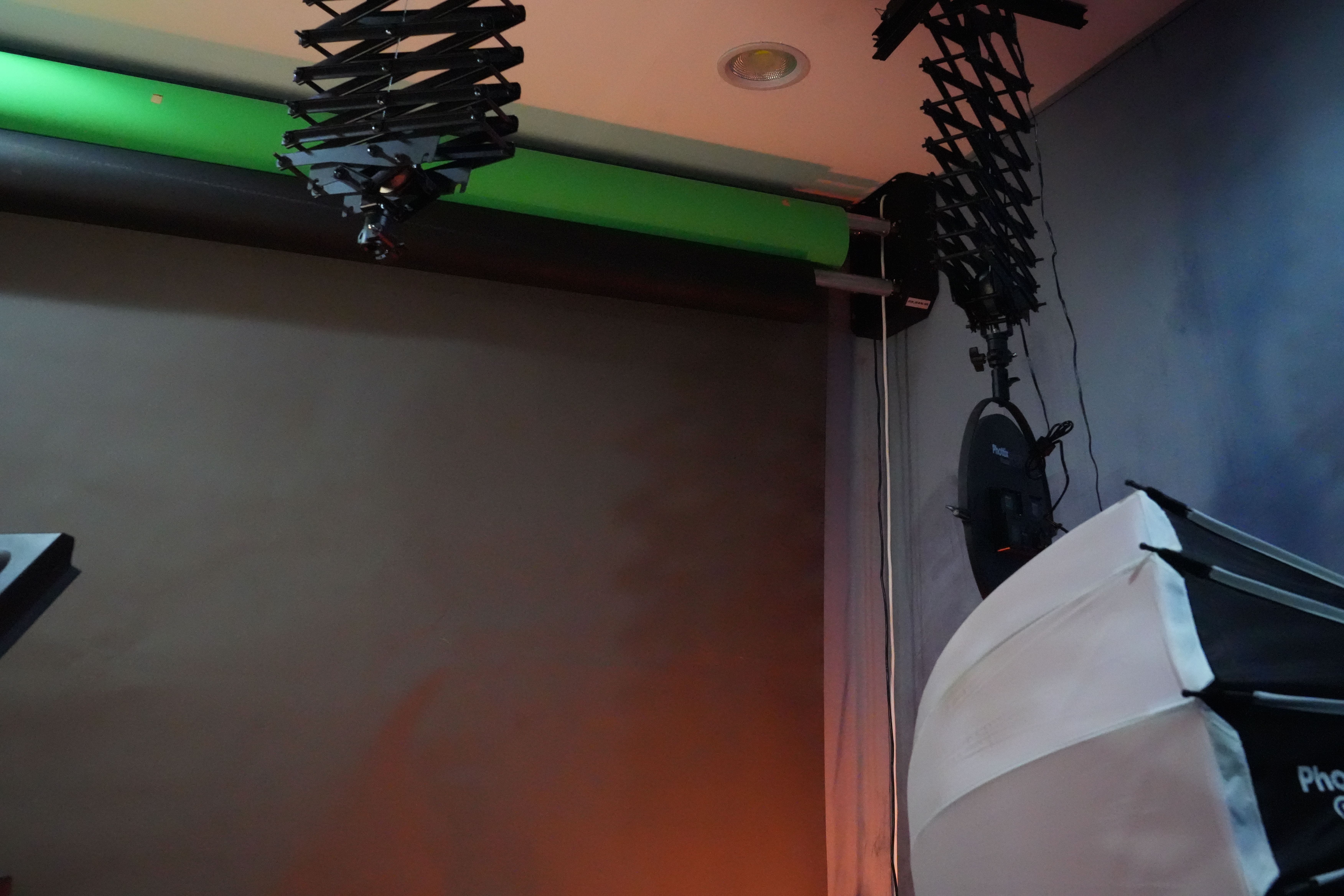 الخلفيات والإضاءة