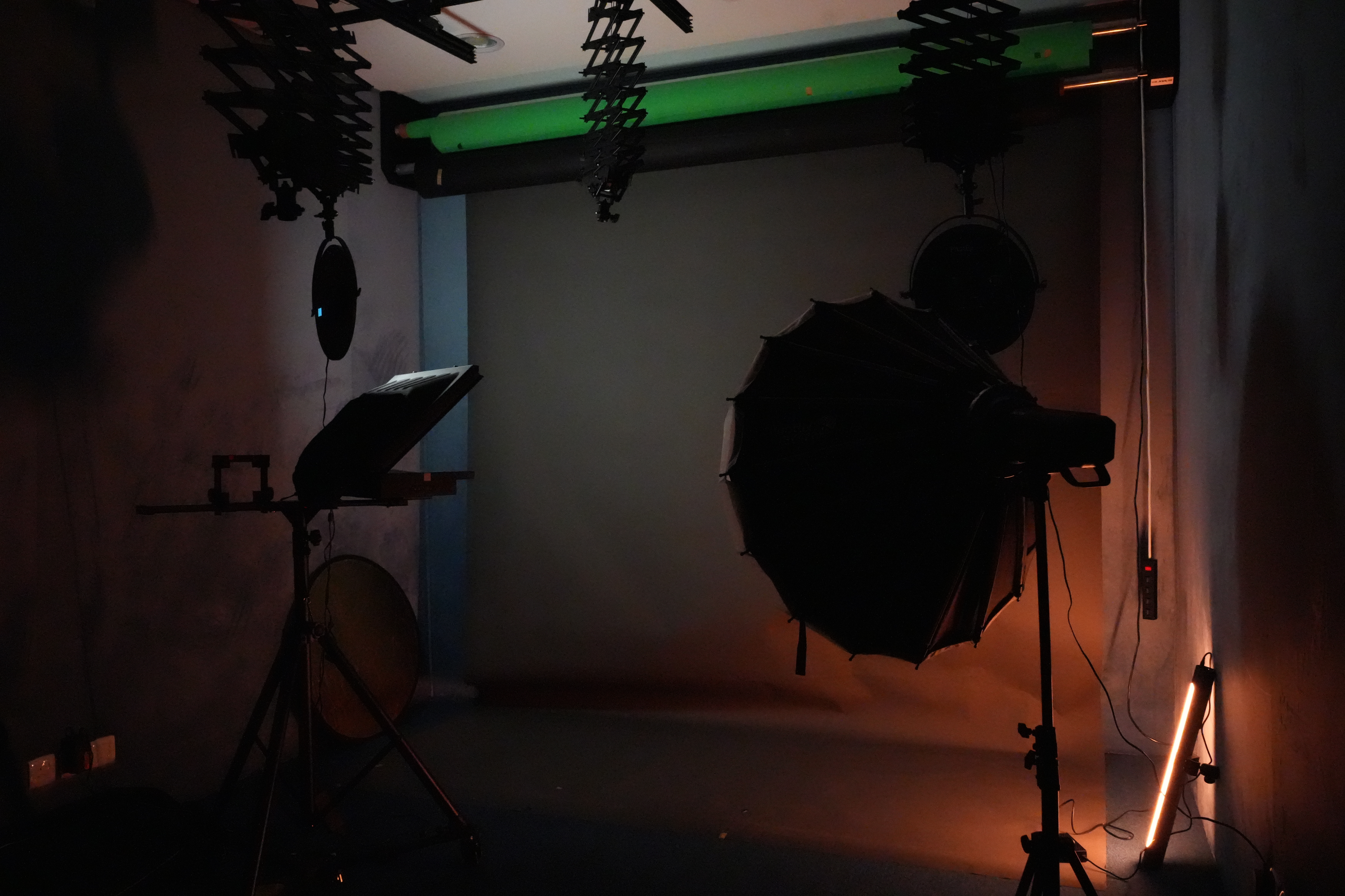 معدات الاستوديو